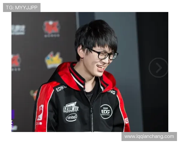 探秘EDG战术运营体系在英雄联盟中的成功之道与实战应用