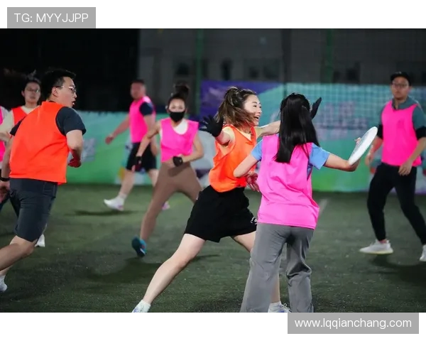 武汉飞盘队与重庆飞盘队赛后分析力量对决的精彩瞬间与战术解析