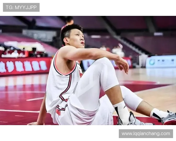 周鹏：从篮球场上的传奇到生活中的坚韧榜样，见证奋斗与荣耀的旅程