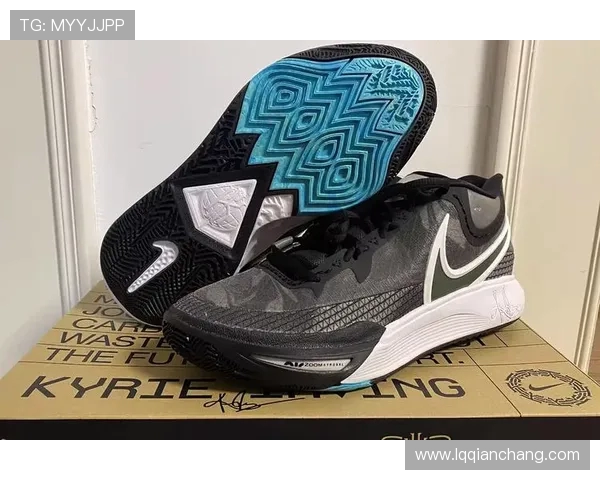 欧文新鞋发布会引发热议踩踏耐克Logo展现艺术无界限的精神 欧文新鞋发布会引发热议踩踏耐克Logo展现艺术无界限的精神