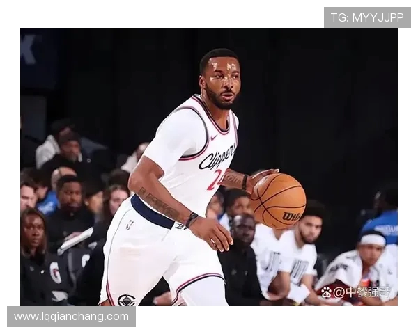 约什吉迪带领球队冲击季后赛展现年轻球员的无限潜力与未来希望 约什吉迪带领球队冲击季后赛展现年轻球员的无限潜力与未来希望