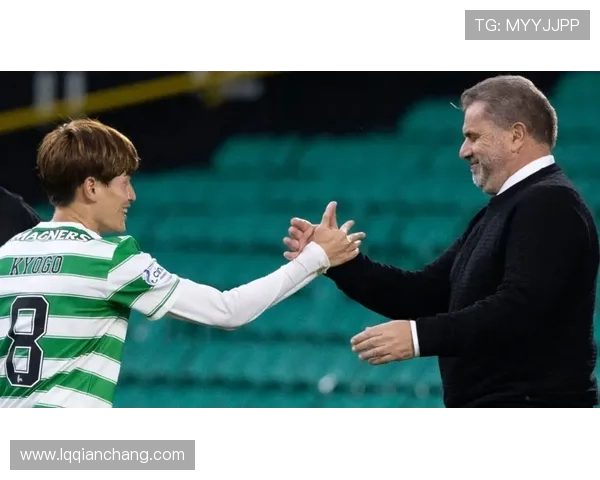 邓迪联与哈茨的激烈对决谁能在苏超赛场上笑到最后